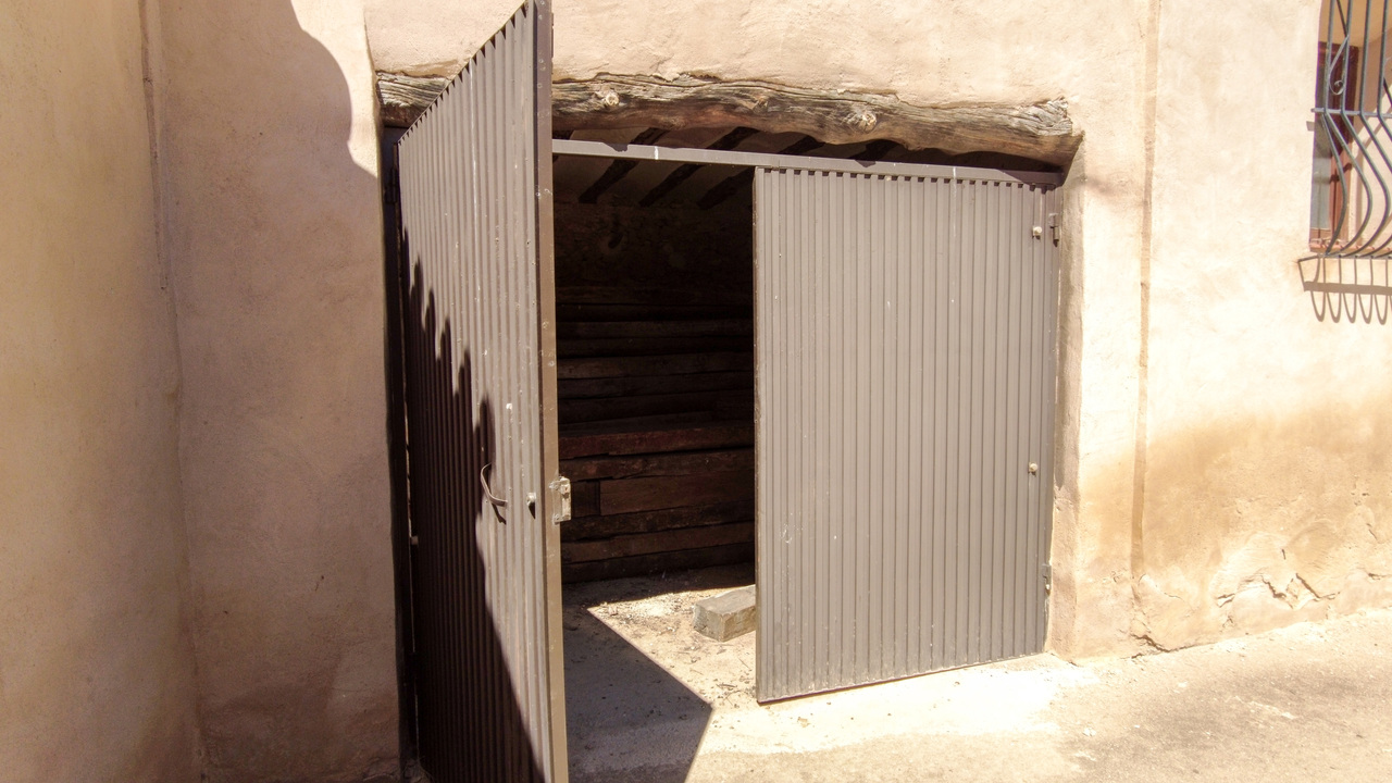 Olive Grove Estates Rural Spanish Farmhouse for sale, bargain tourism oppoutunity (55)
