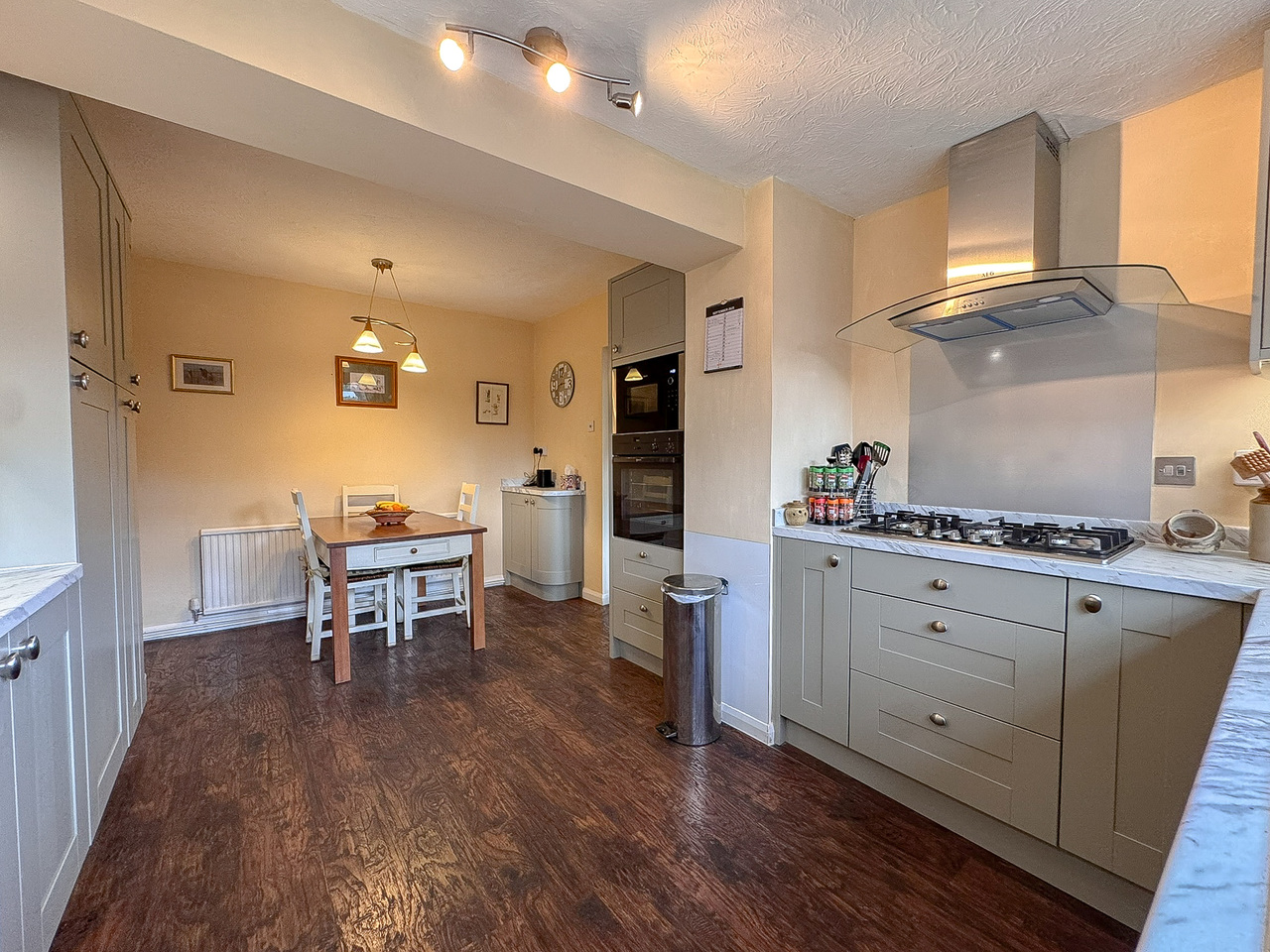 Kitchen Breakfast Room (2)