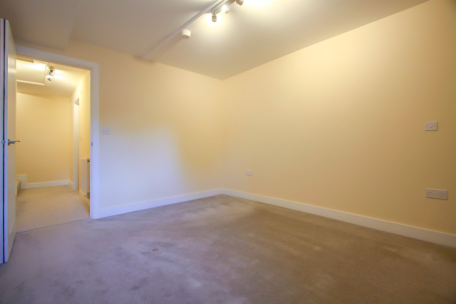 property picture 5_edited