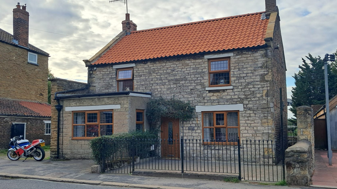 WhatsApp Image 2025-09-10 at 12.09.23 (5).jpeg