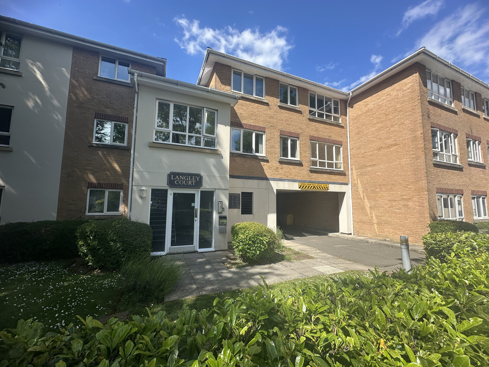 10 Langley Court, North Road, Crawley, West Sussex