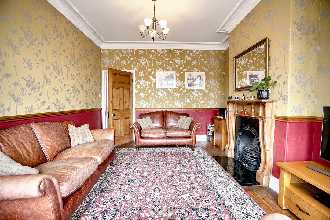 11 St. Johns Mount, Wakefield, West Yorkshire, WF1 2RR