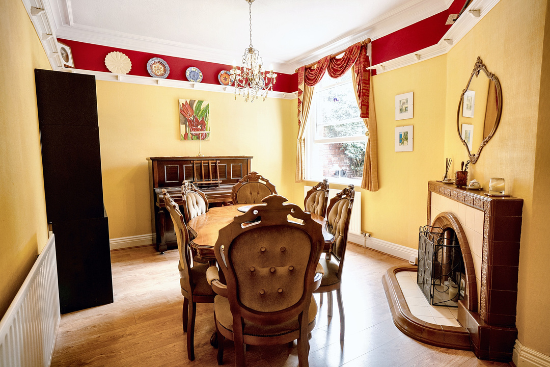 11 St. Johns Mount, Wakefield, West Yorkshire, WF1 2RR