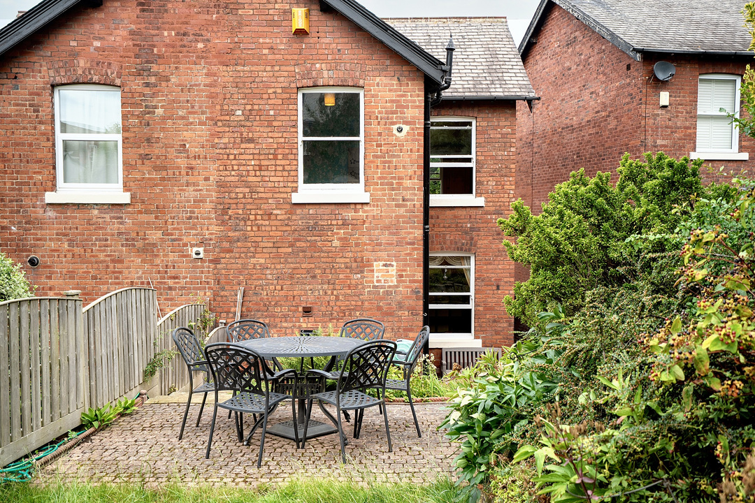 11 St. Johns Mount, Wakefield, West Yorkshire, WF1 2RR