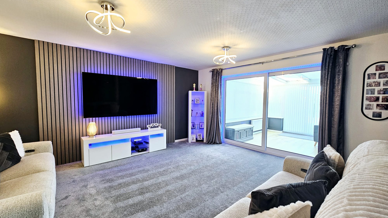 WhatsApp Image 2025-09-09 at 09.10.04.jpeg