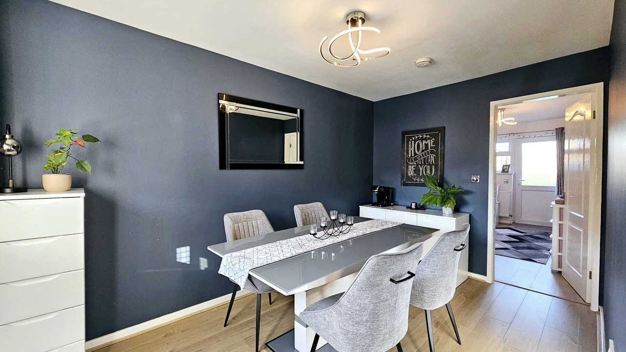 WhatsApp Image 2025-09-09 at 09.09.59.jpeg