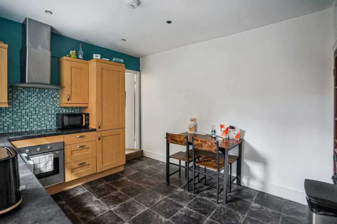 35a Rookstone Road, London, SW17 9NQ