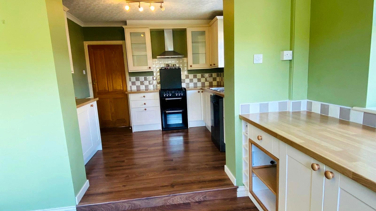 WhatsApp Image 2025-09-09 at 11.28.02 (5).jpeg