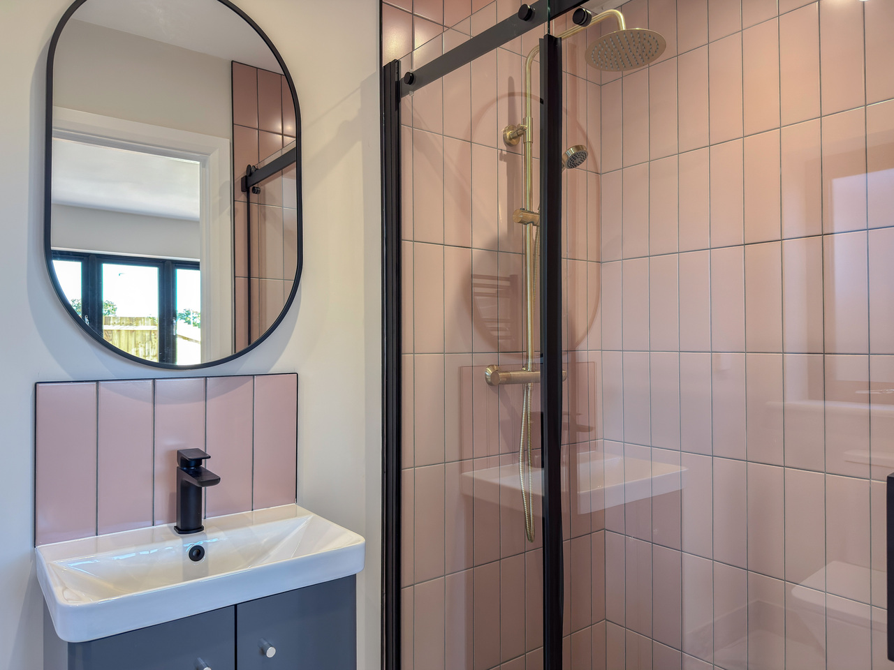 En Suite (2)