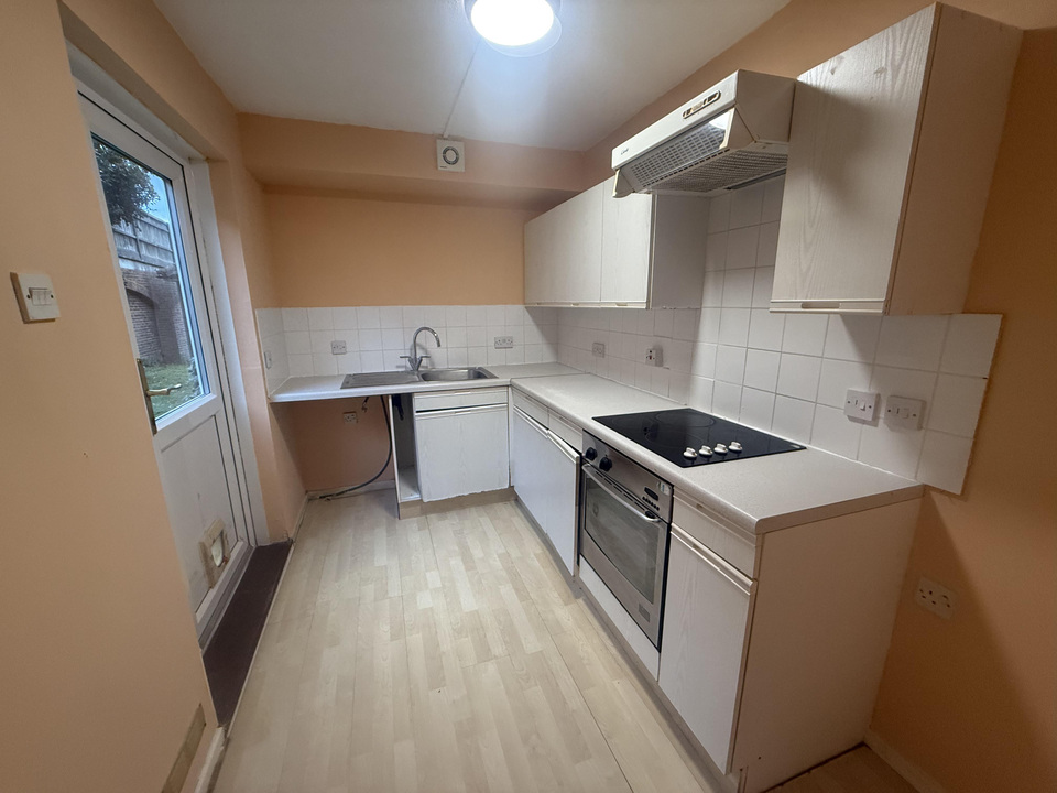 41 Maunsell Park, Station Hill, Crawley, West Sussex, RH10 7AZ