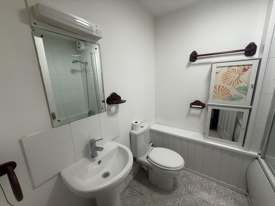 41 Maunsell Park, Station Hill, Crawley, West Sussex, RH10 7AZ