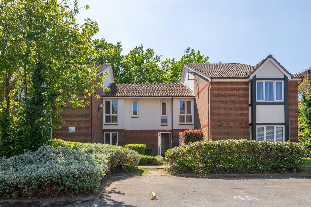41 Maunsell Park, Station Hill, Crawley, West Sussex, RH10 7AZ