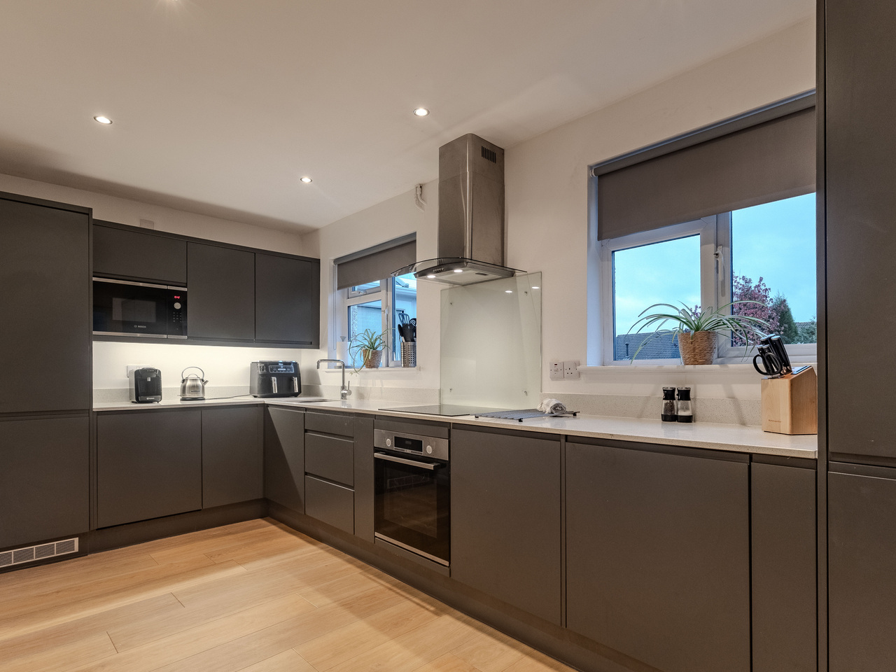 Kitchen Breakfast Room (2)