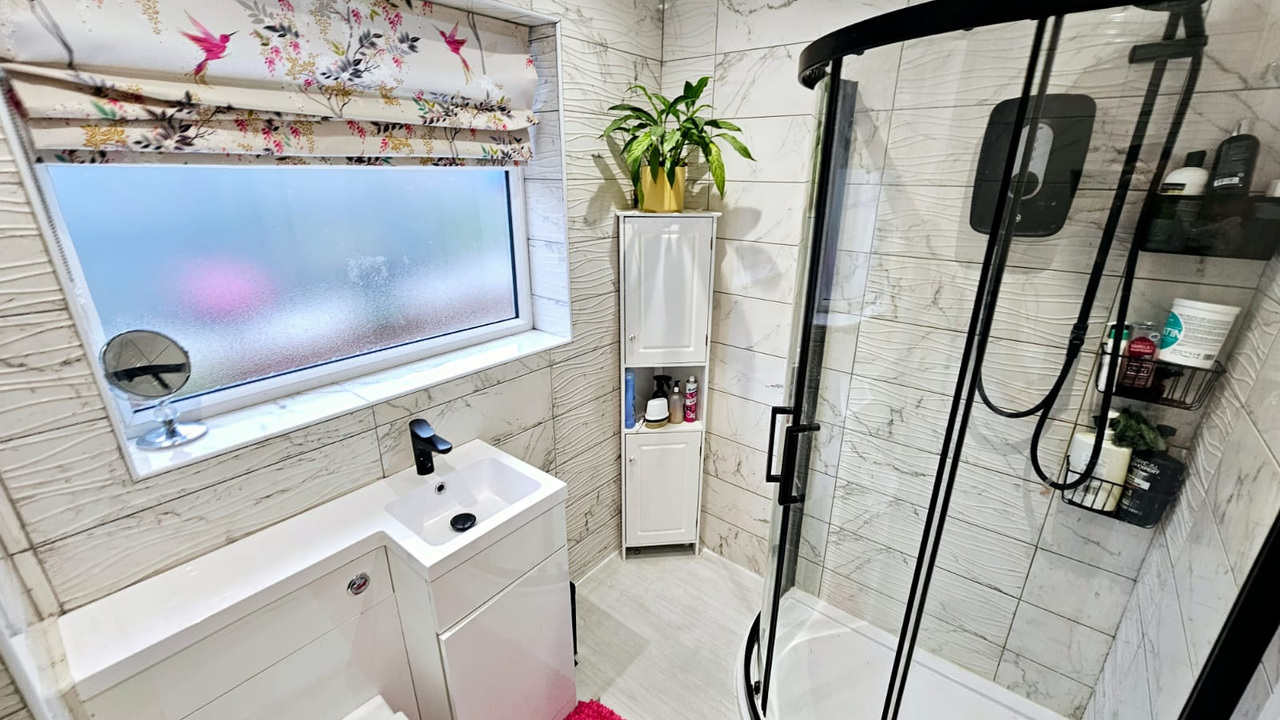 746ffe07-f42c-4323-aedb-2ef1d555a77d