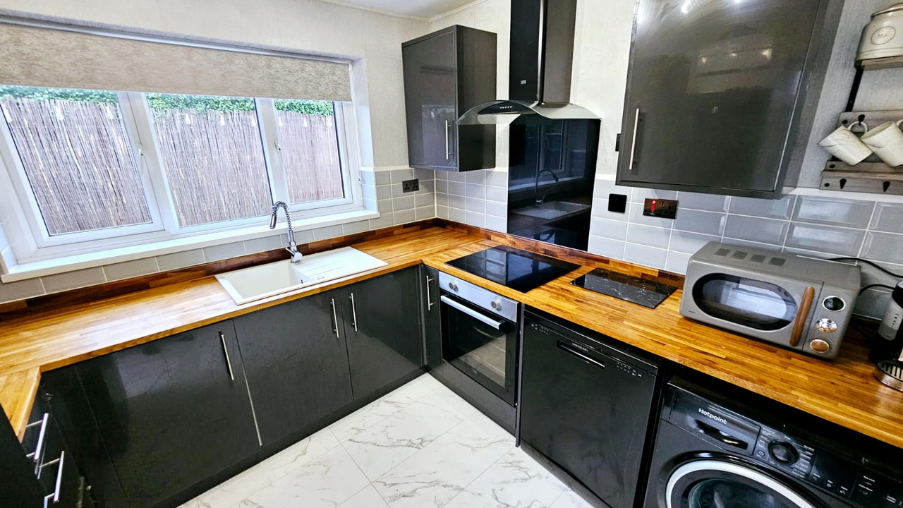 5332a269-31c1-4dcd-bbe9-36136971b90d