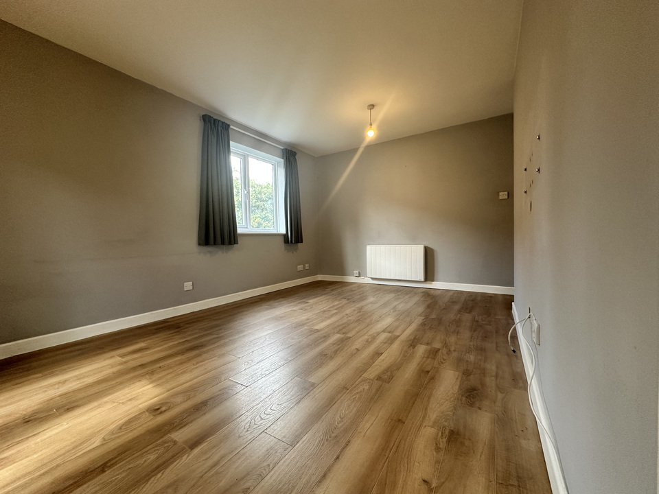 69 Winston Close, Greenhithe, Kent, DA9 9DG