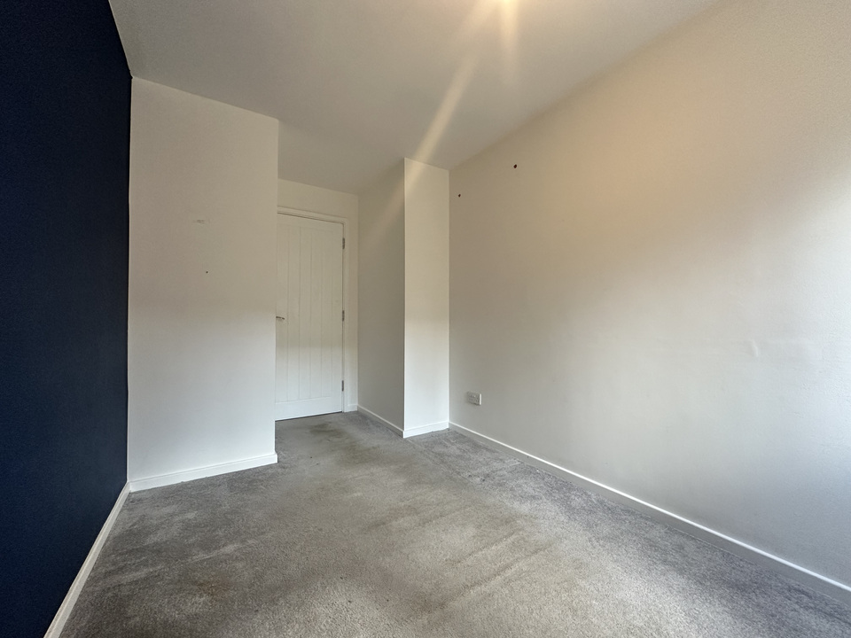 69 Winston Close, Greenhithe, Kent, DA9 9DG