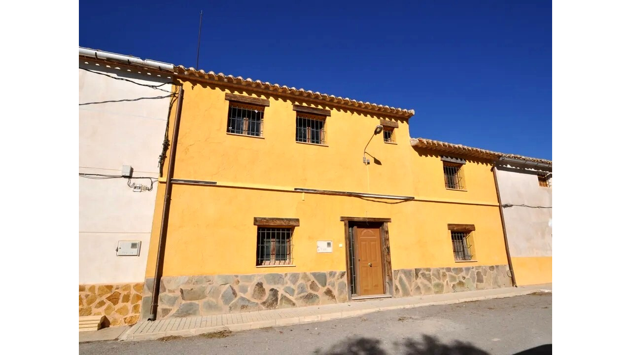 Olive Grove Estates Jumilla Village house for sale holiday home (1).jpeg